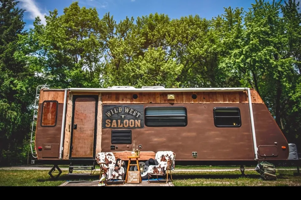 O’Keefes WILD WEST SALOON Travel trailer