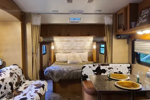 O’Keefes WILD WEST SALOON Travel trailer