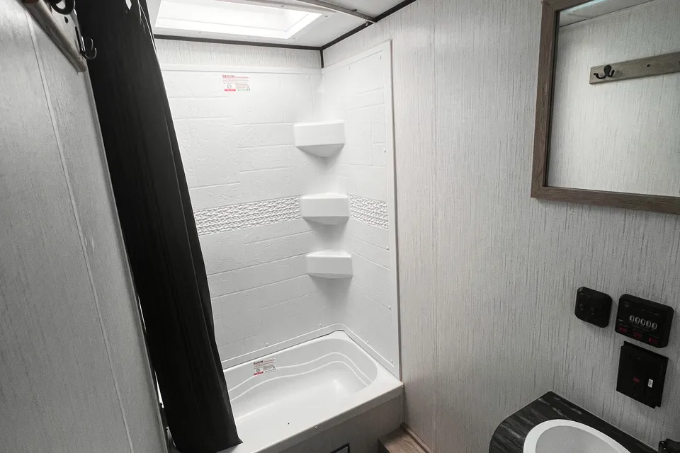 Nearly brand new Heartland Prowler 271br Travel Trailer