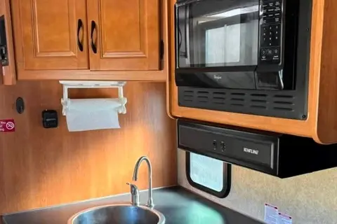 Tammy's Thor Motor Coach 28A Thor Majestic Class C