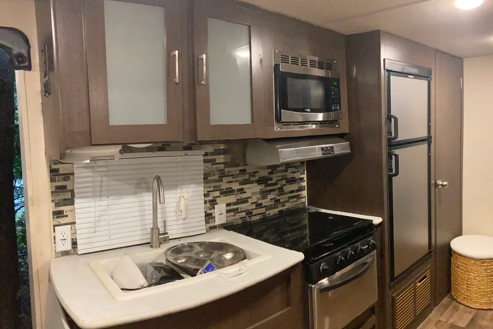 Cruise Lite Trailer