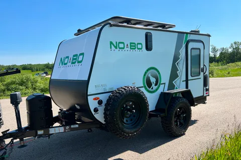 Adventure Seeking Weekend Warrior No Boundaries NB10.6 "Micro Toy Hauler"