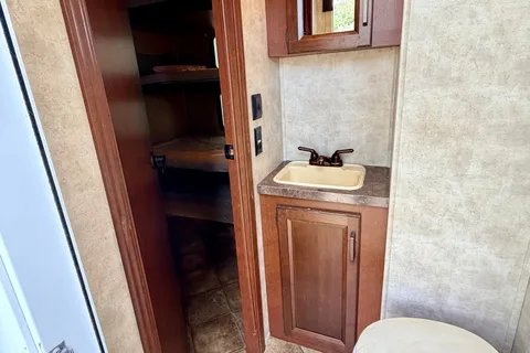 Bayou Ball Farms Forest River Sandpiper Fifth Wheel