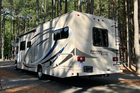 Alex's Thor Motor Coach Freelander Class C Bunkhouse