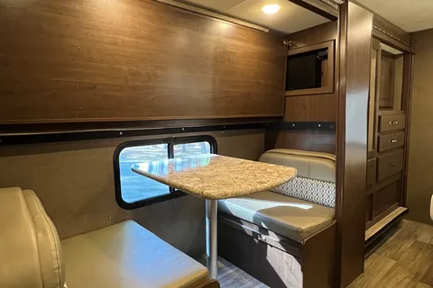Alex's Thor Motor Coach Freelander Class C Bunkhouse