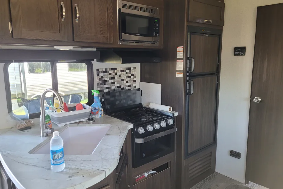 Elvis's Keystone Springdale SG235RB Travel Trailer