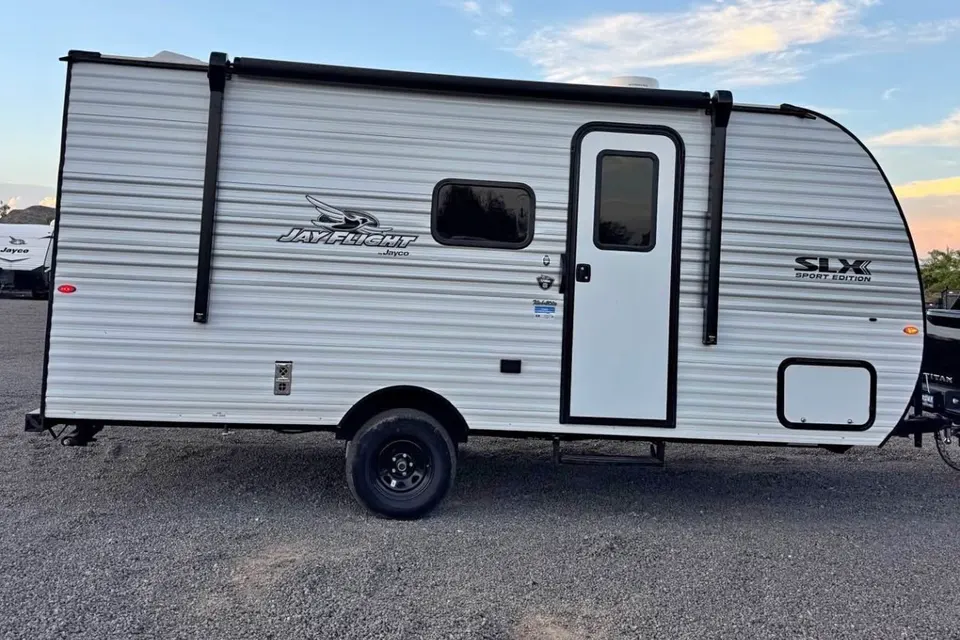 Scotty's Jayco Jayflight SlX 170BH Travel Trailer