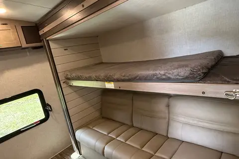 (Delivery ONLY) Sunset Trail, sleeps 10+, 2 bathrooms