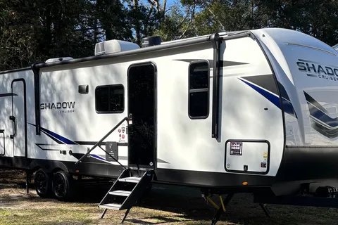 Mathew's Cruiser RV Shadow cruiser 330BHS Travel Trailer