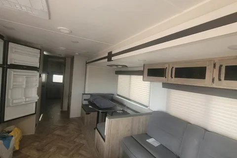 Jon's Forest River Puma 31 qbbh Travel Trailer