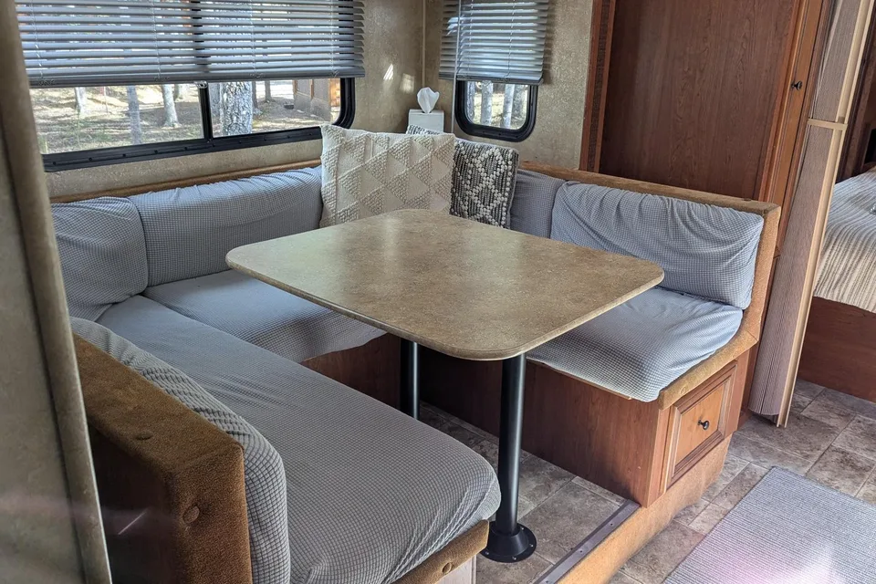 Kananaskis KZ Spree 240BHS Travel Trailer