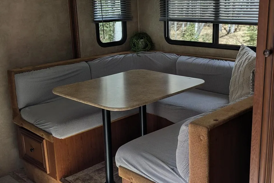 Kananaskis KZ Spree 240BHS Travel Trailer