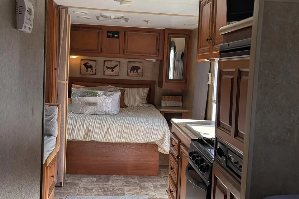Kananaskis KZ Spree 240BHS Travel Trailer