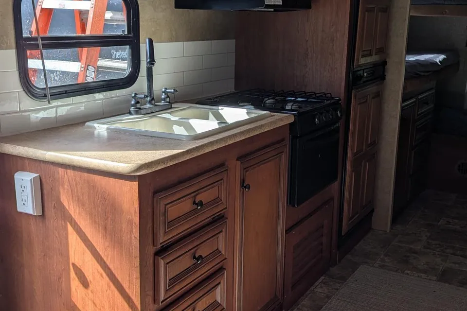 Kananaskis KZ Spree 240BHS Travel Trailer