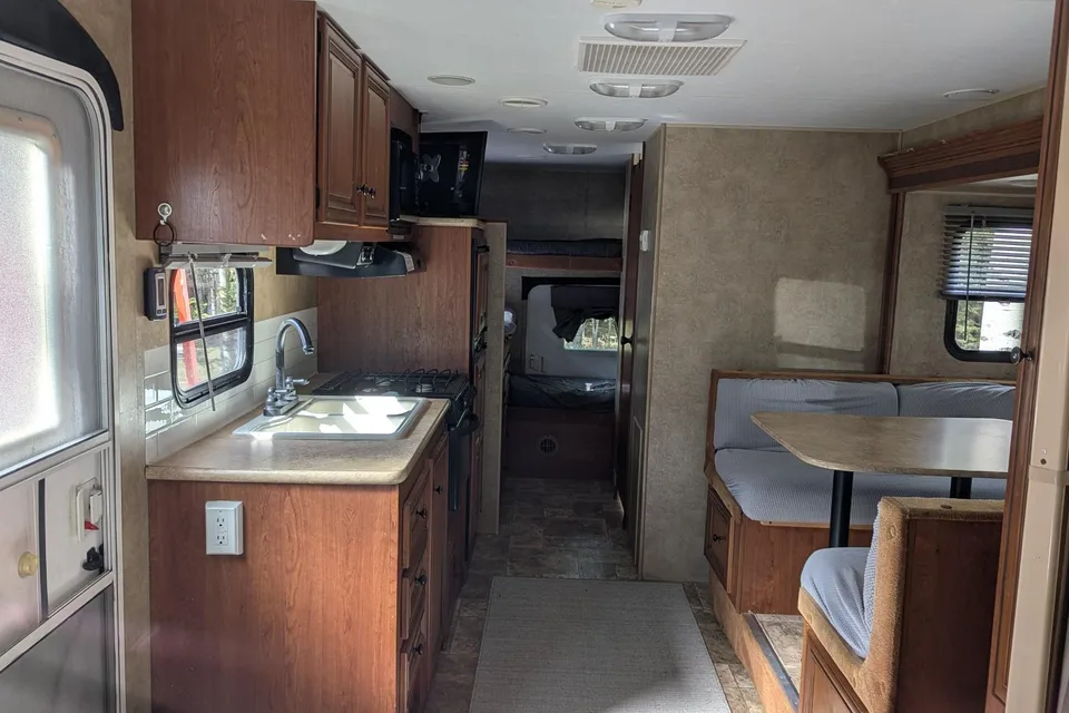 Kananaskis KZ Spree 240BHS Travel Trailer