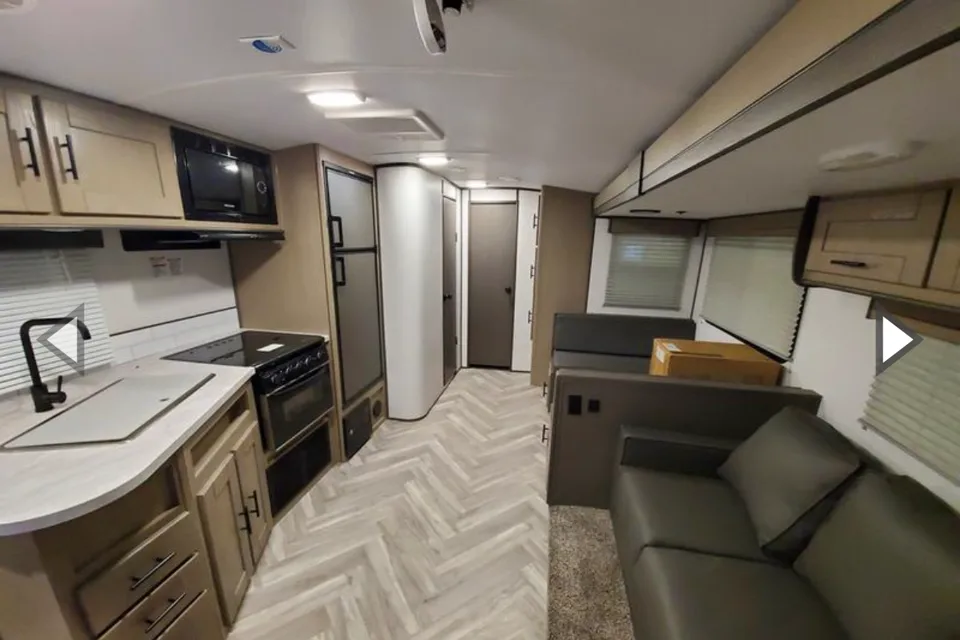 Shadow Cruiser Travel Trailer