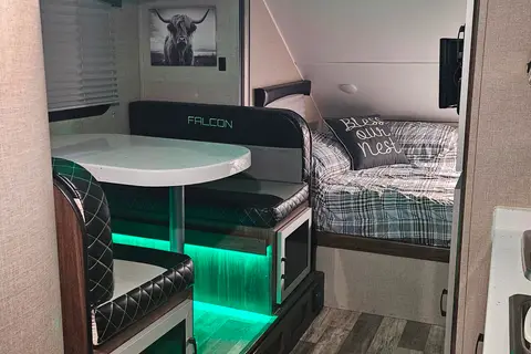 Hooten's Haus