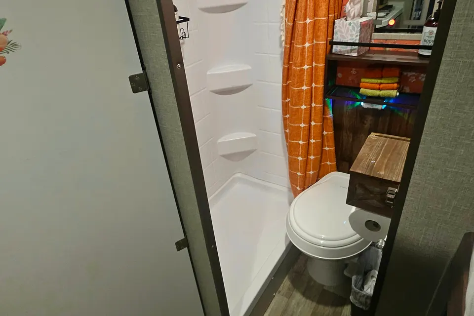 Hooten's Haus