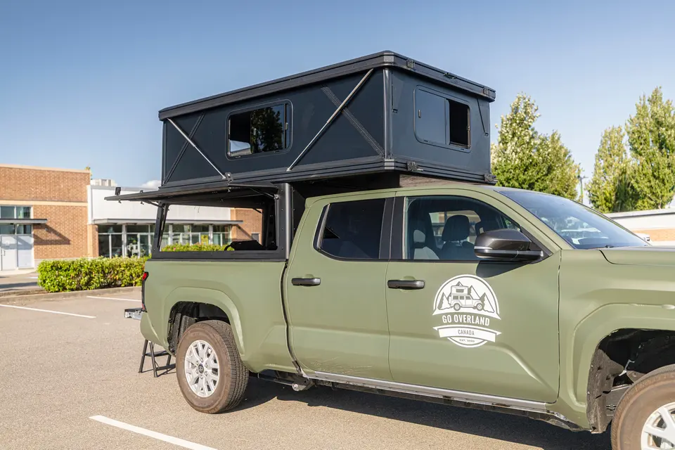 2025 Toyota Tacoma W/ Rooftop Camper