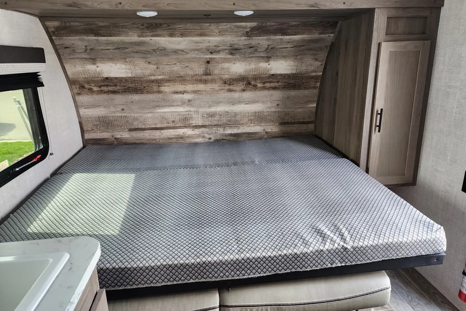Summer Fun! Rent Our Grand River 22MD Travel Trailer