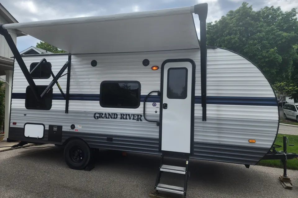 Summer Fun! Rent Our Grand River 22MD Travel Trailer