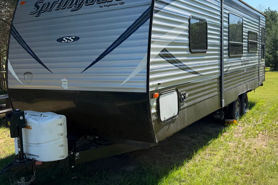 Cats Springdale SS Travel Trailer
