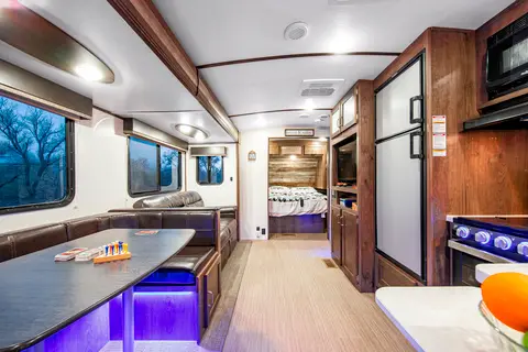 Rv Rentals Way of Life's Keystone Passport GT Series 3400QB Travel Trailer (Sleep 12) LP1