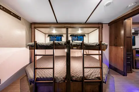 Rv Rentals Way of Life's Keystone Passport GT Series 3400QB Travel Trailer (Sleep 12) LP1