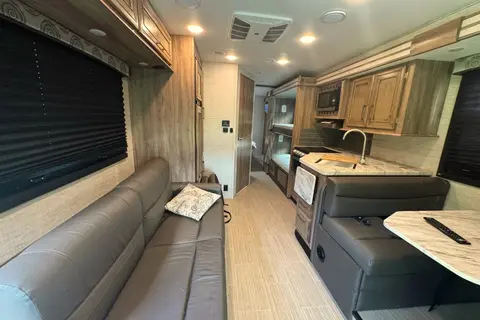 Phoenix - Entegra Coach Odyssey 31F Class C ***SLEEPS 10***UNLIMITED MILES***