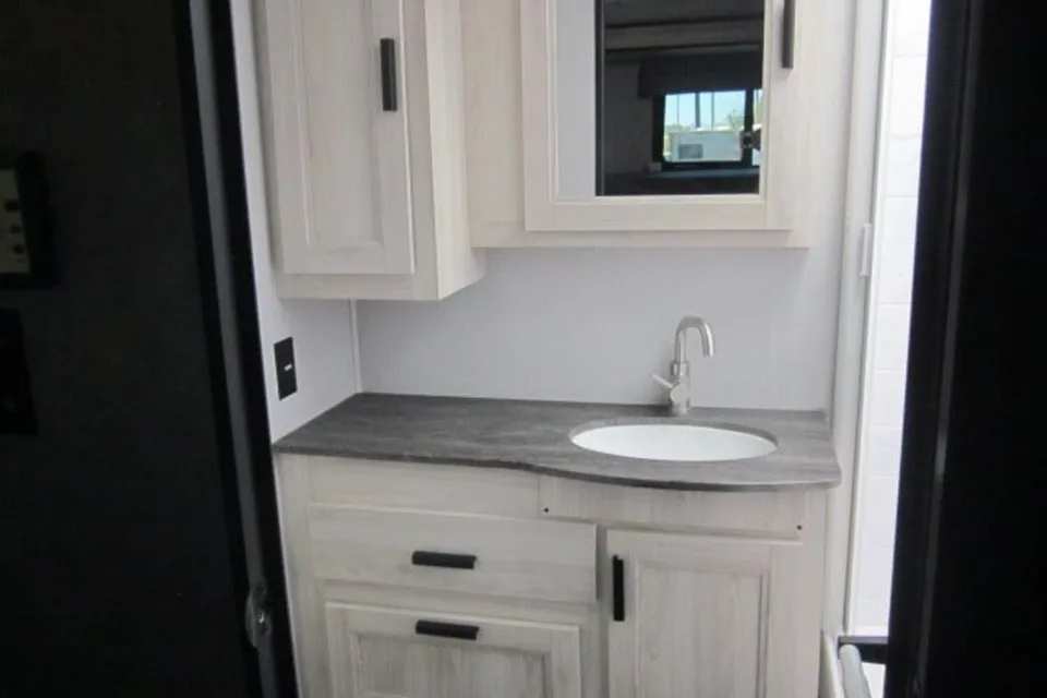 Brian's Forest River Sunseeker le 3250 Class C