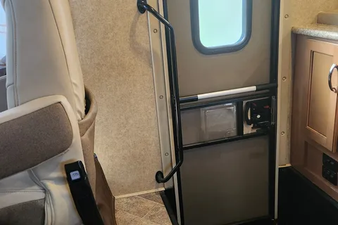 Terry's Thor Motor Coach Ace Class A