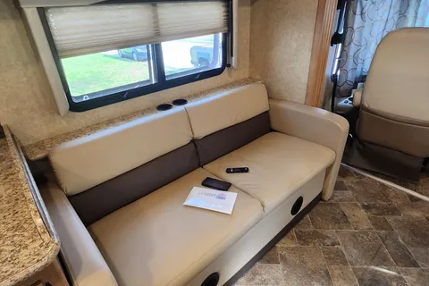 Terry's Thor Motor Coach Ace Class A