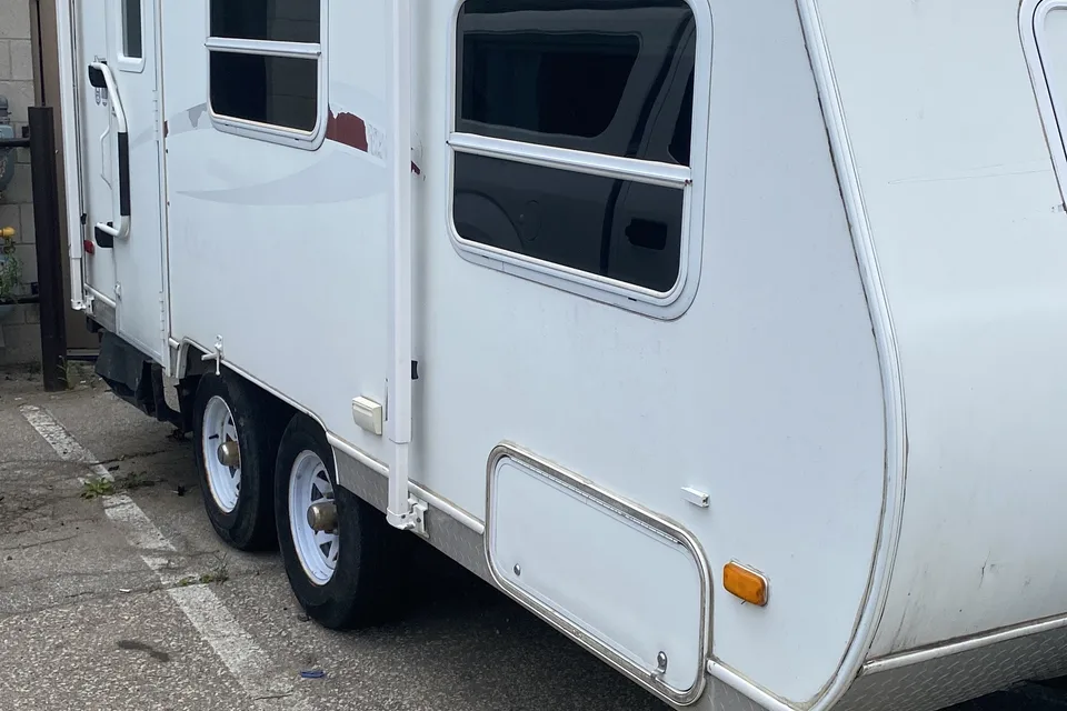 Ultra light easy towing complete Travel Trailer
