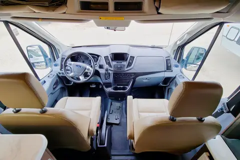 Adventurer Okanagan Tribute Campervan for 2+2