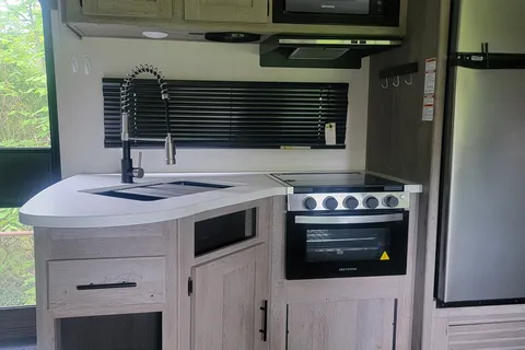 Tyrone's Keystone Springdale  Travel Trailer