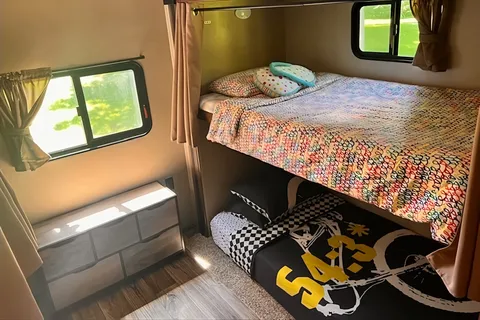 Jess's Crossroads Volante 310BH Fifth Wheel