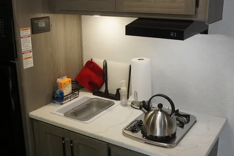 Pristine and Spacious - Get Away Today!