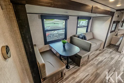 Open Range 26BHS Luxury Family Travel Trailer – Sleeps 10 | Upgraded Mattress | Fully Loaded