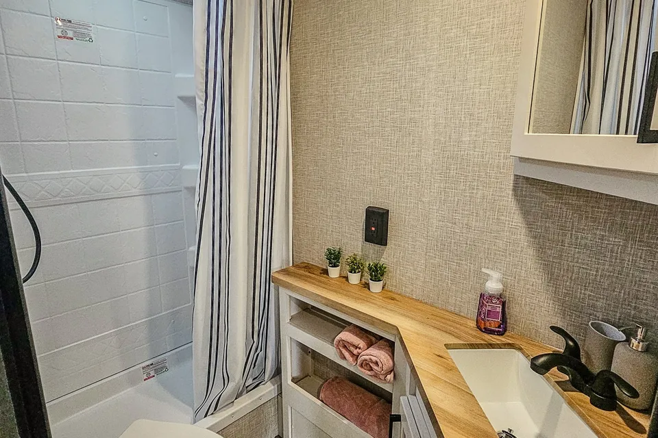 Open Range 26BHS Luxury Family Travel Trailer – Sleeps 10 | Upgraded Mattress | Fully Loaded