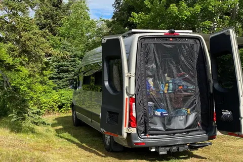 Grand Sprinter Vanlife avec 2 kids