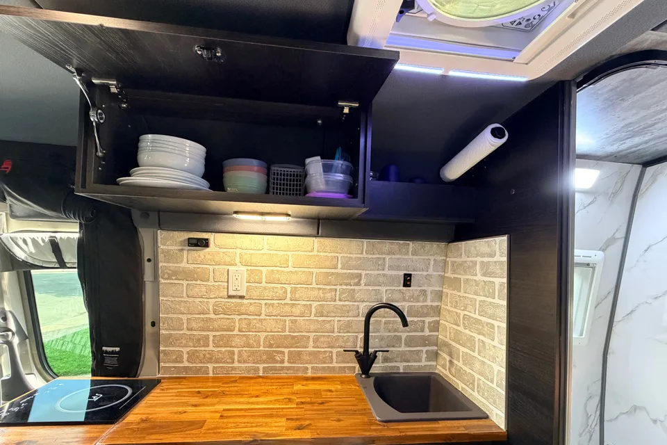 Grand Sprinter Vanlife avec 2 kids
