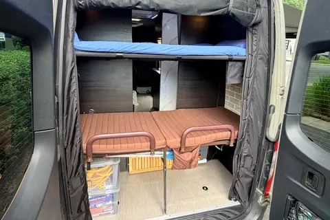 Grand Sprinter Vanlife avec 2 kids