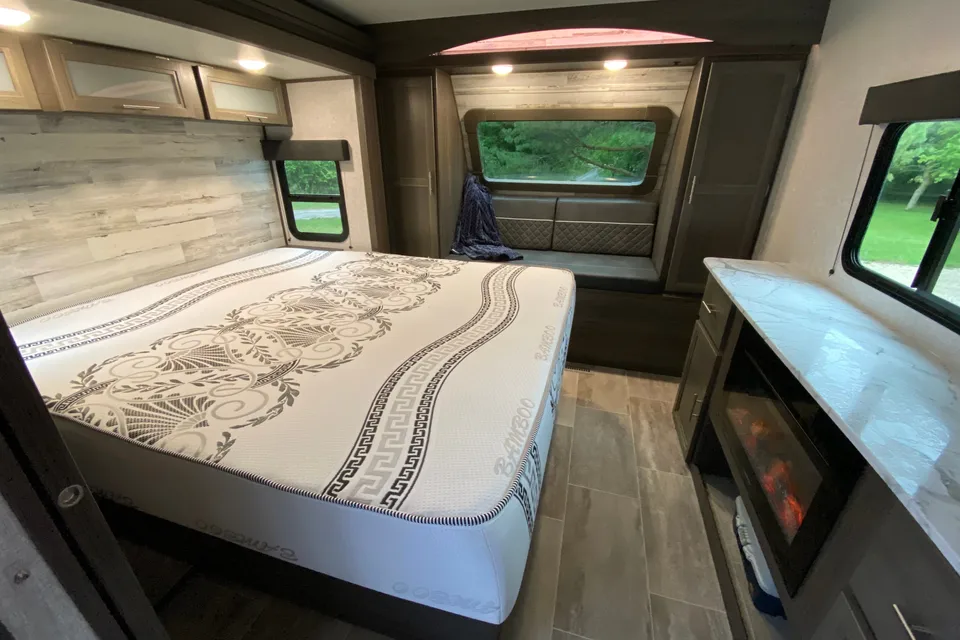 Hotel on wheels - Luxury with all the amenities