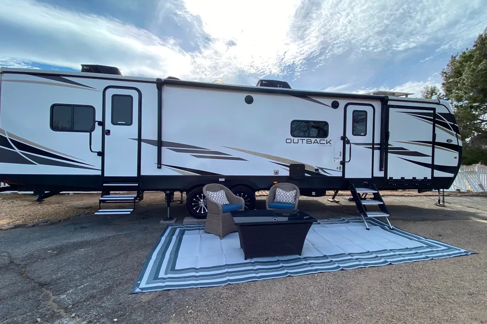 “THE GLAMPER" keystone Outback 342cg/2BD/1 bath