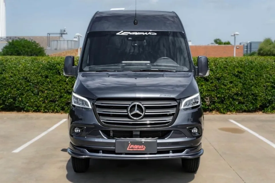 Mercedes-Benz Sprinter 3500 Presidential Luxury Coach - 12 Seater