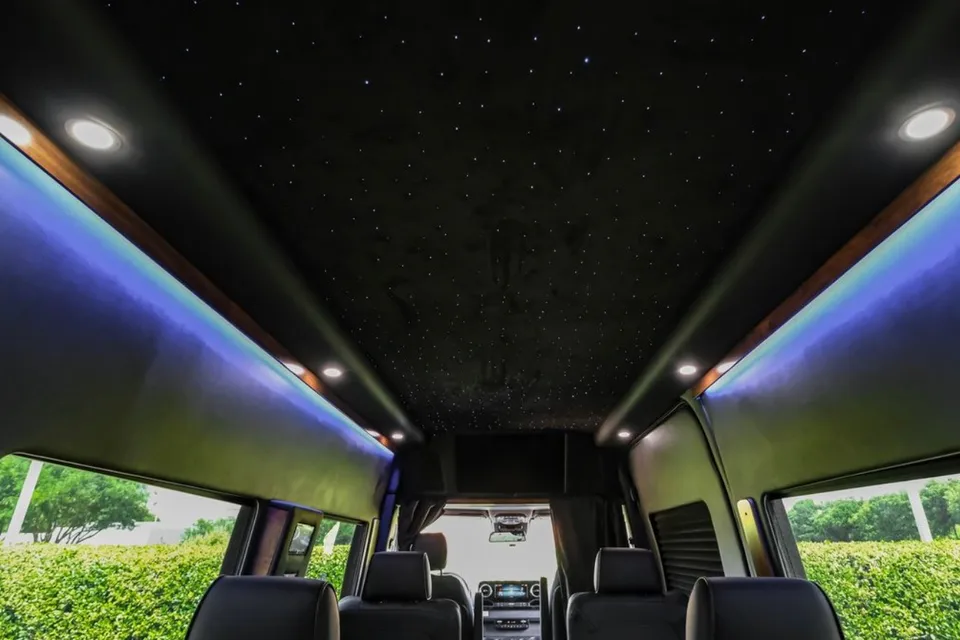 Mercedes-Benz Sprinter 3500 Presidential Luxury Coach - 12 Seater