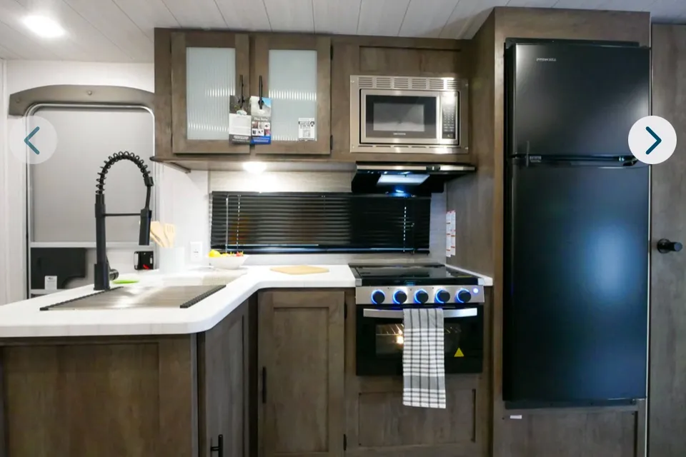 Big Bertha's Bunkhouse- 2022 Forest River Wildwood 29VBUD