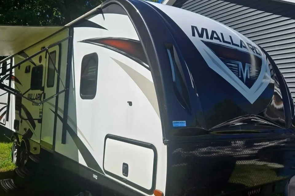 Great Lakes Glampers Heartland Mallard Travel Trailer