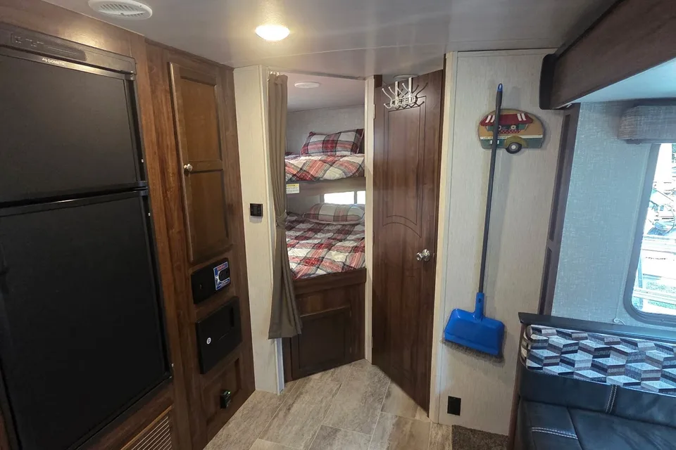 Great Lakes Glampers Heartland Mallard Travel Trailer