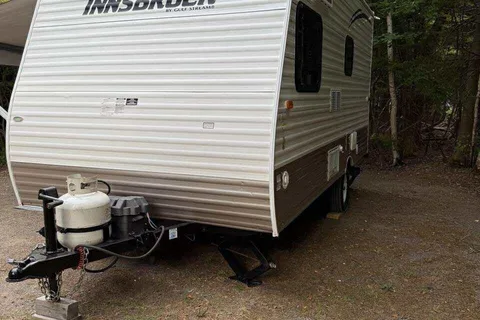 Tony's Gulf Stream Innsbruck Superlite 16bhc Travel Trailer